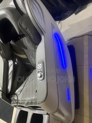 Massaging Chair