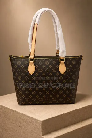 Gv Quality Large Capacity Tote Bag — Brown
