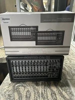 Mackkie 12800VIP 12-Channel Powered Mixer