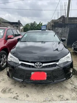 Toyota Camry SE 4dr Sedan (2.5L 4cyl 6A) 2016 Black