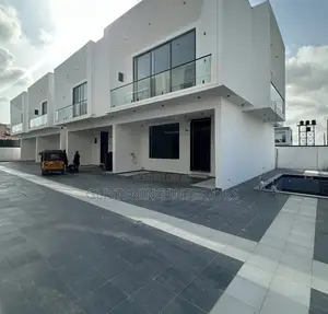 Balcony Handrail 10mm Tempered Plain Glass