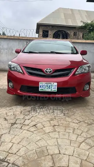 Toyota Corolla S 4dr Sedan (1.8L 4cyl 4A) 2012 Red