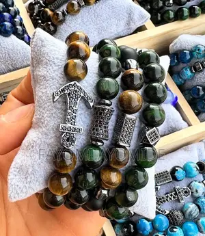 Handmade Unisex Macrame Bracelet