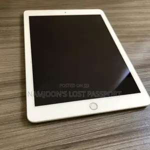 Apple iPad 5 (2022) 32 GB Silver