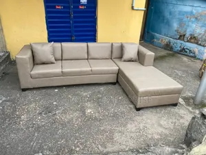 5 Seater L-Shaped Sofa Fabric Ash / Brown Color and Throw Pillows