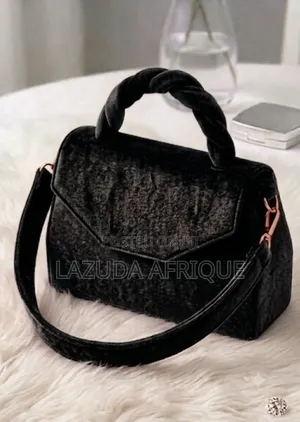 Ene Velvet Bag