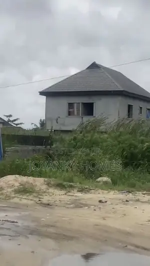 3bdrm Duplex in Ijegun for sale