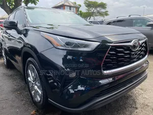 Toyota Highlander Limited 2021 Black