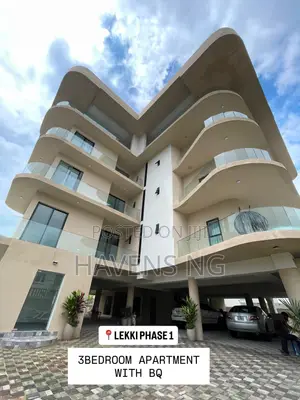 3bdrm Apartment in Lekki Phase 1 for sale