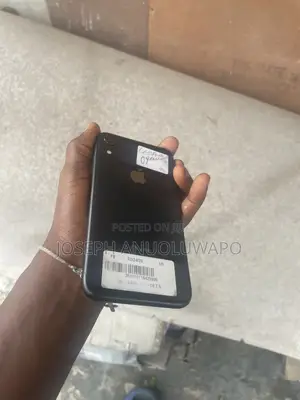 Apple iPhone XR 64 GB Black