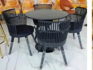 Quality Restaurant and Bar Set of Chairs With Table