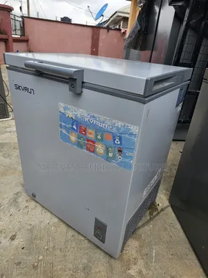 145l Skyrun Chest Freezer