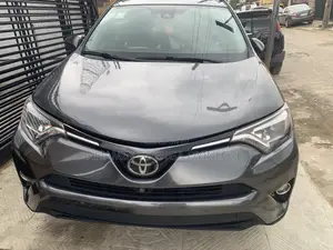 Toyota RAV4 Limited AWD (2.5L 4cyl 6A) 2016 Gray