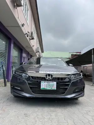 Honda Accord Sport (2.0L 4cyl Turbo 10A) 2019 Gray
