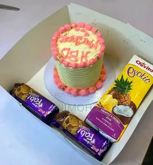 Cake, Snacks and Drink