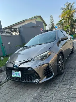 Toyota Corolla SE Sedan for Rent | Car for Hire