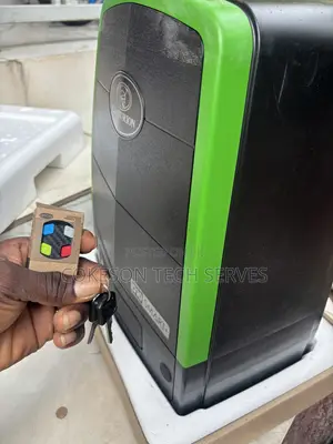 Off-Grid Remote Control Automatic Sliding Gate Opener Installation