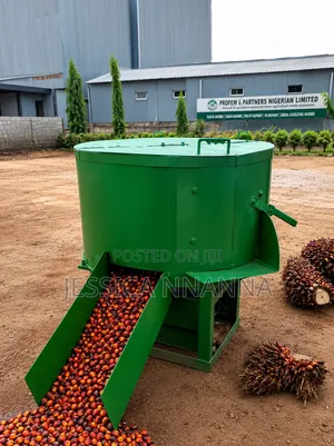 Palm Fruit Debuncher