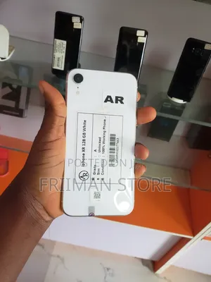 Apple iPhone XR 128 GB White