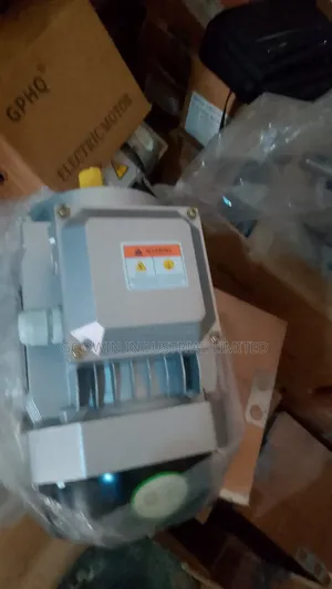 1.1 Electric Gearmotor Side Holes
