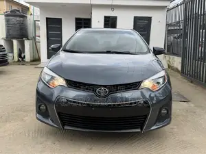 Toyota Corolla S Plus 4dr Sedan (1.8L 4cyl 6M) 2015 Gray