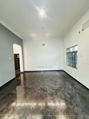 2bdrm Duplex in Lekki Phase 1 for rent