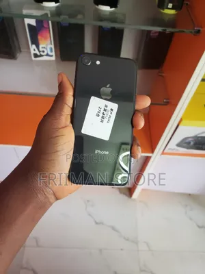 Apple iPhone 8 64 GB Black