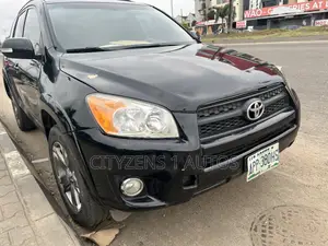 Toyota RAV4 2011 Black