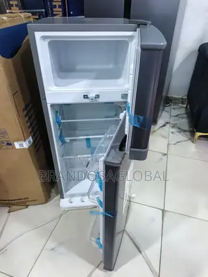 Skyrun 105L Refrigerator – Reliable Double Door Appliance