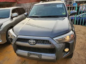 Toyota 4-Runner 2015 Gray