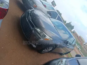 Toyota Camry 2018 Gray
