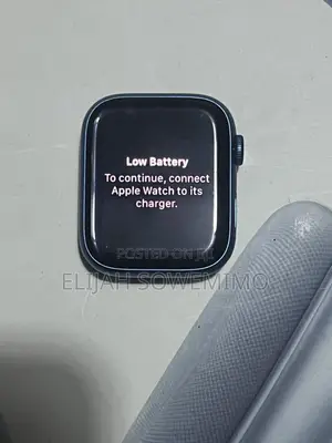 Apple Watch SERIES 7 45MM GPS LTE ( ICloud Locked)