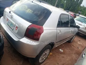 Toyota Corolla 2004 Silver