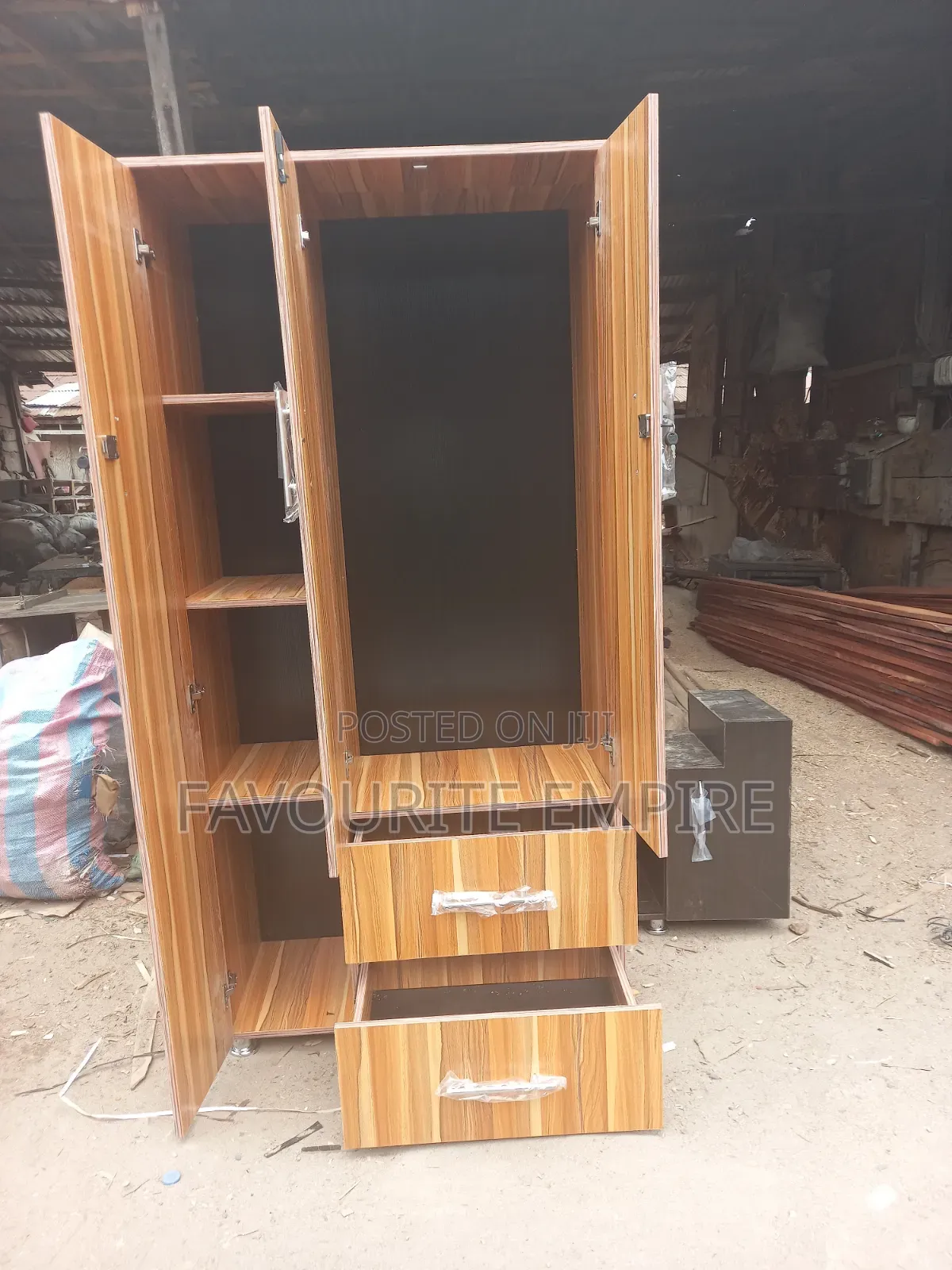3x6ft Wardrobe