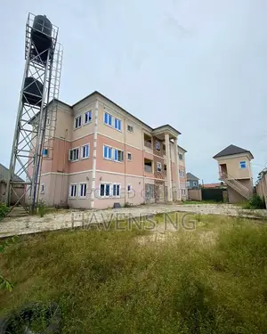 12bdrm Block of Flats in Obio-Akpor for sale