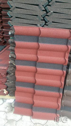 Pure Black And Red Milano Stone Coated Roofing Sheet