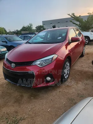 Toyota Corolla 2014 Maroon