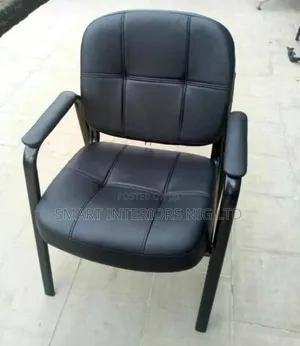 4 Leg Arm Chair