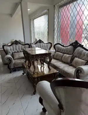 Magnificent Royal Sofa Set