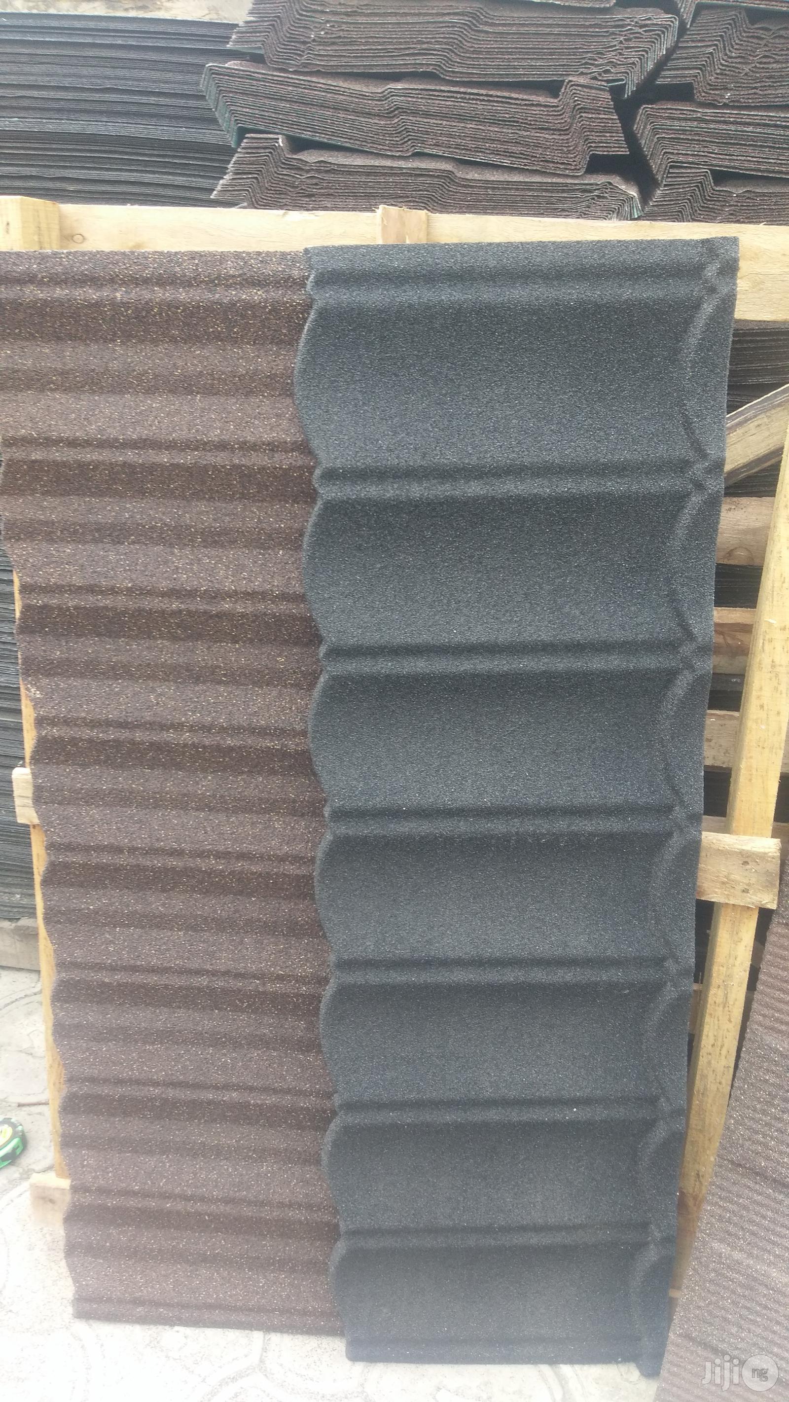 Bond And Shingle Roofing Sheet
