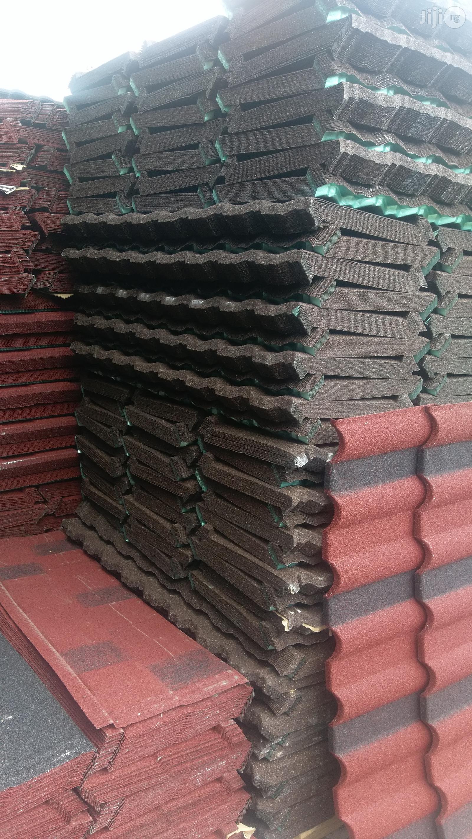 Bond And Shingle Roofing Sheet