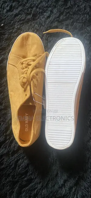 Shoe for Grabs