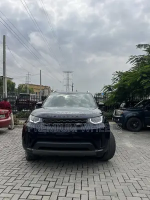 Land Rover Discovery HSE 4x4 2019 Blue