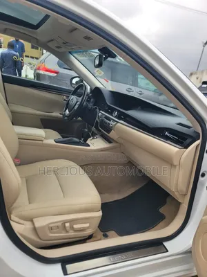Lexus ES 2013 White