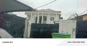 5bdrm Duplex in Ogunlana for sale