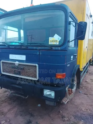 Man Diesel Truck 2004 Blue