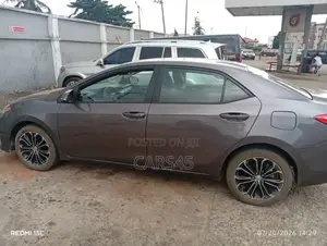 Toyota Corolla 2015 Gray