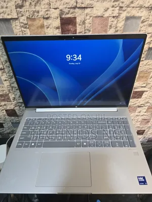 Laptop HP ProBook 460 G11 16GB Intel Core Ultra 5 SSD 256GB