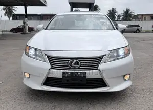 Lexus ES 350 FWD 2013 White