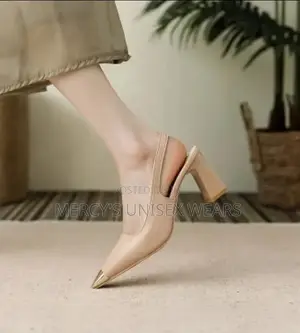 Fashion High Heeled Women Shoes With Golden Tone Toe Cap Decoration
